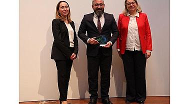 Düşük Karbon Kahramanı ödülü aldı - ESCON ENERJİ!