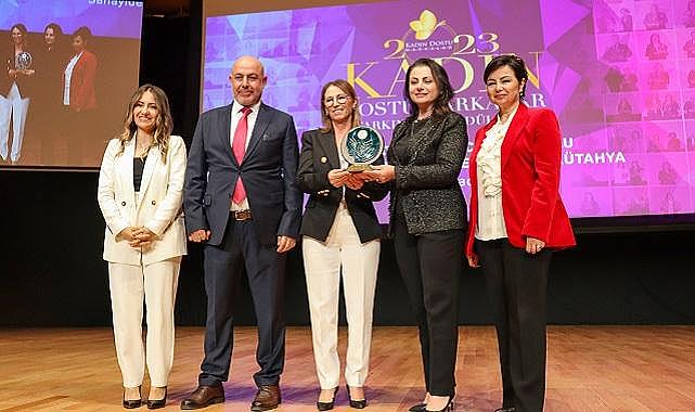 Tezmaksan Akademi - İki projesiyle Türkiye’deki “Kadın Dostu Markalar” arasına girdi!