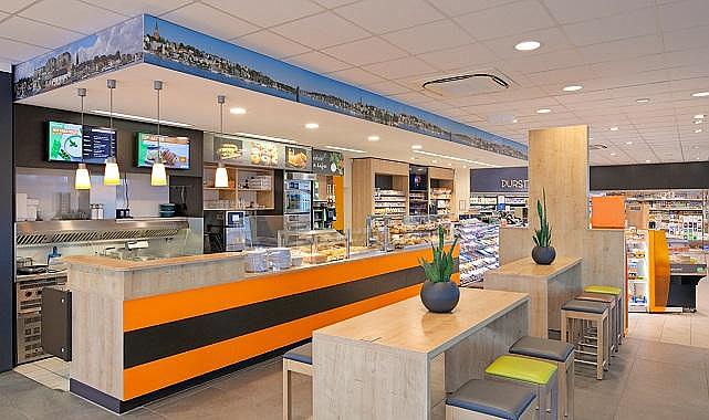 Almanya&#039;daki &quot;Yılın Akaryakıt İstasyonu&quot; - Kullandığı çözüm!