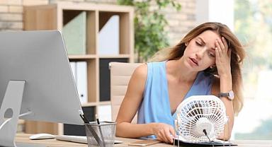 Sıcak çarpmasına karşı 4 etkili önlem! Bu saatlerde mümkünse dışarı çıkmayın!