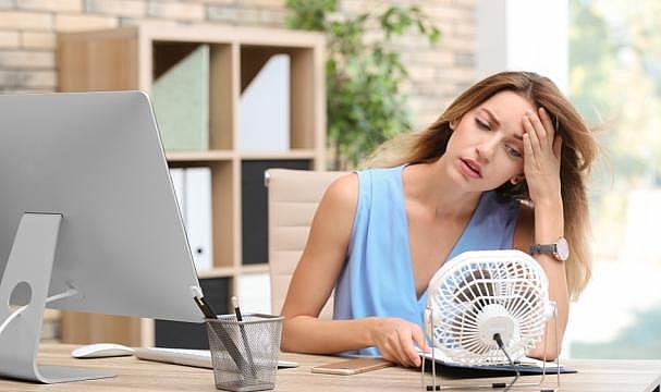 Sıcak çarpmasına karşı 4 etkili önlem! Bu saatlerde mümkünse dışarı çıkmayın!