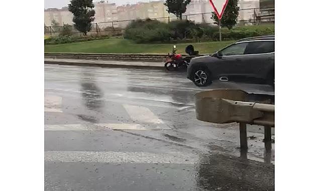 Sıcaklarla kavrulan İstanbul&#039;da bugün - YAĞMUR!