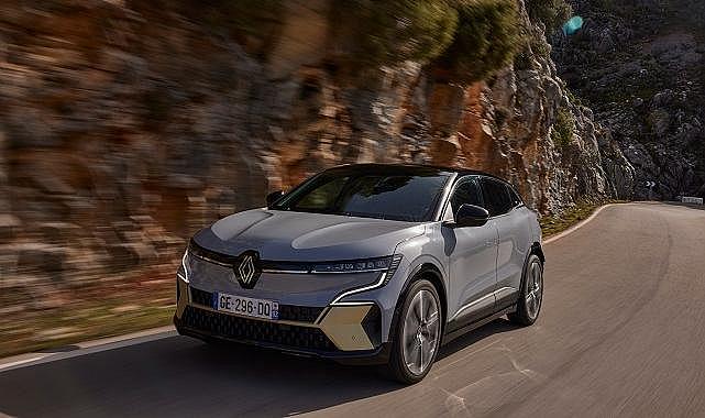 Yeni Megane E-Tech yüzde 100 Elektrikli - Ön siparişe açılıyor!