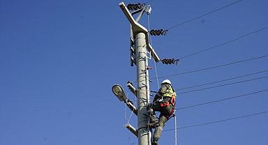 Rekor sıcaklarda tüketim artışına rağmen ELEKTRİK kesintileri azaldı!