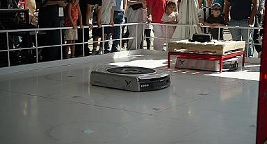 Yerli üretim ROBOT - Ürünlerin hangi rafa konacağına da karar veriyor!