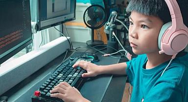 Enerji Çalışanları - Çocukların öğrenmesi gereken 11 internet görgü kuralı!