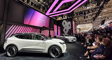 Yüzde 100 elektrikli versiyonu da var - Renault yeni modellerini sergiledi!