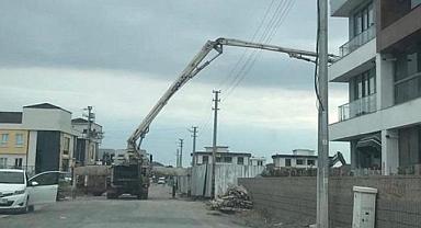 UYARI - Elektrik Şebekelerine Müdahale Etmeyin!