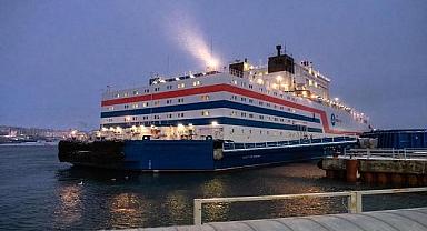 Dünyanın tek Yüzer Nükleer Güç Santrali - Taze yakıt yükledi!