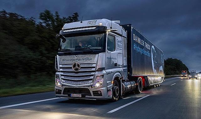 HİDROJEN yakıtlı Mercedes KAMYON - &#039;&#039;1.000 kilometre yol yaptı&#039;&#039;