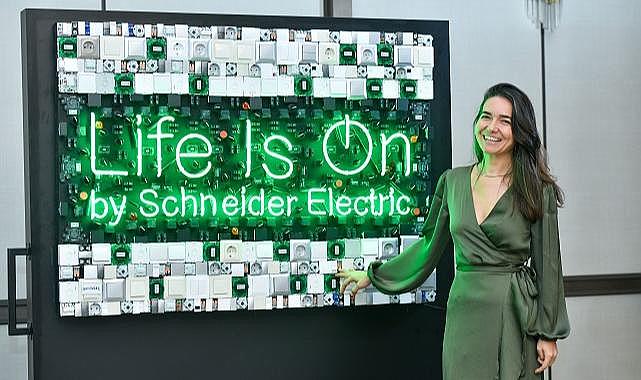 Schneider Electric - Net Sıfır Binalar Alanında Yenilikçi Liderlerle Bir Araya Geldi!