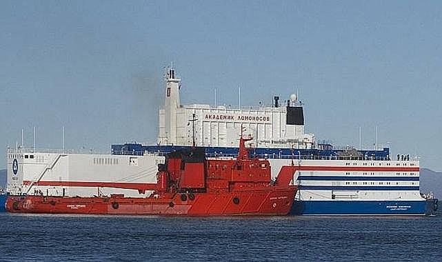 Dünyanın tek yüzer nükleer güç santraline ilk yakıt ikmaline başlandı!