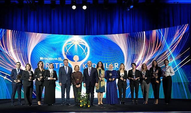 Halkbank Üreten Kadınlar Yarışması&#039;nda Ödüller Törenle Sahiplerini Buldu