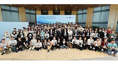 İş Bankası’ndan Altın Gençlere ödül