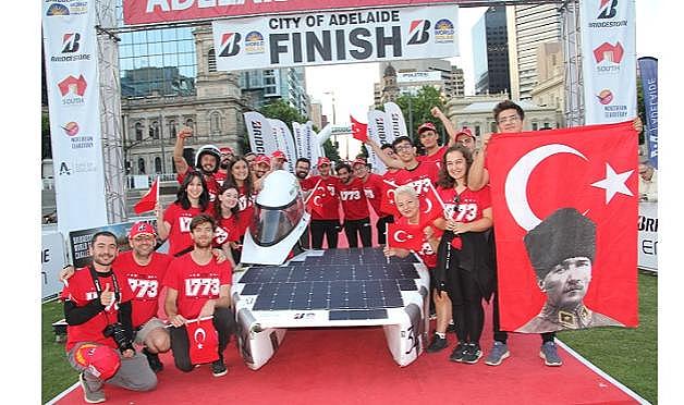 İTÜ ZES Güneş Arabası Ekibi BWSC 2023 yarışı!