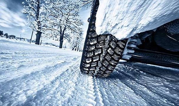 &#039;&#039;Zorunlu kış lastiği&#039;&#039; takma tarihi değişti!