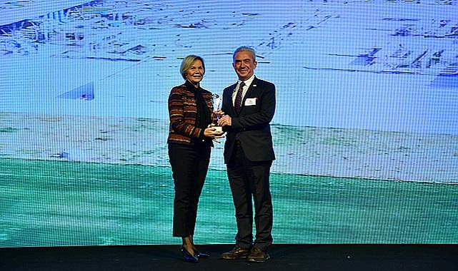 ‘En İyi Jeotermal Enerji Santrali’ ödülü aldı!