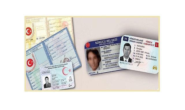 GÜNCEL: &#039;&#039;Eski ehliyet ve Nüfus cüzdanlarının değiştirilmesi&#039;&#039; konulu açıklama yaptı!