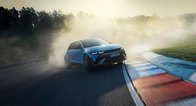 Elektrikli ve 650 Beygirlik!