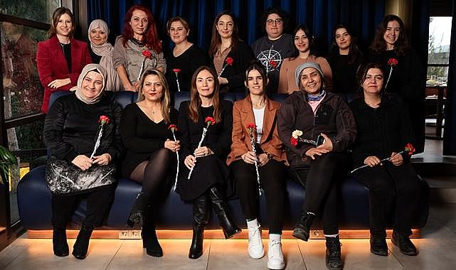 GÜNCEL - Sektörde Sayısı Çok Az Olan Kadın Taksi Sürücülerini Destekliyor!