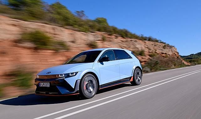 İlk yüksek performanslı elektrikli otomobil için Zero lastiği özel olarak…