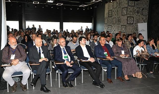 Çelik sektörü kullandığı enerjinin yüzde 25&#039;ini yenilenebilir enerji kaynaklarından elde etmeyi hedefliyor