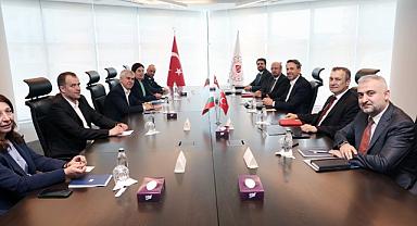 Doğalgaz ticaretini konuştular!