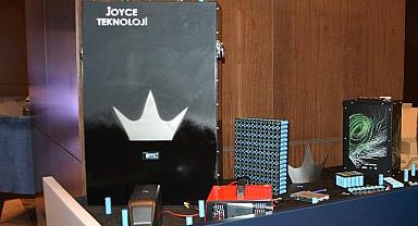 Elektrikli araçlarda GÜNEŞ  enerjisiyle BEDAVA yolculuk mümkün!