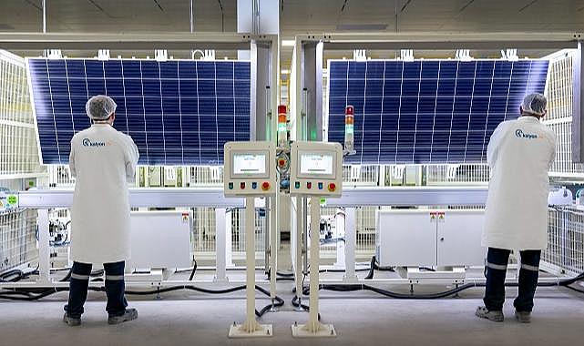Türkiye&#039;nin ilk karbon nötr güneş paneli üreticisi oldu