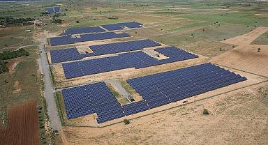 Üç ''Hibrit GÜNEŞ Santrali'' yatırımı anlaşması yaptı - Akfen Yenilenebilir Enerji!