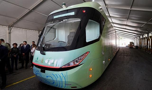 Yüzde 100 elektrikli 420 kişilik çevreci metrobüsün test sürüşü…