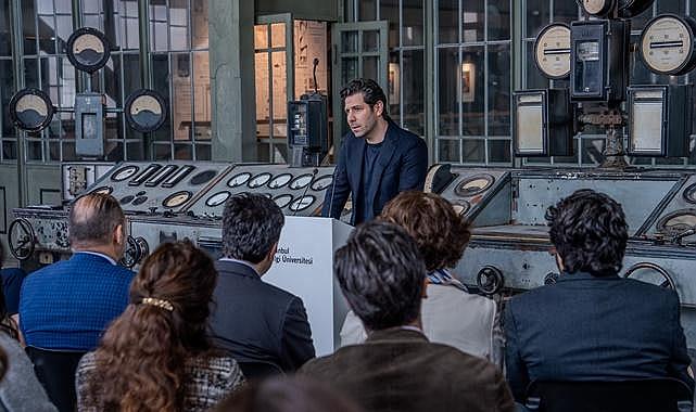 ‘100. Yılında Ameli Elektrik Sergisi’ İstanbul’un elektrik yolculuğuna ışık tutuyor!