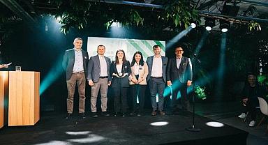 Mercedes-Benz Türk - ''Yeşil Dönüşüm Sağlayan BioHarmony Projesi ile ödül aldı!
