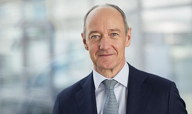 Siemens - İkinci çeyrekte şirket geliri 19.2 milyar euro...