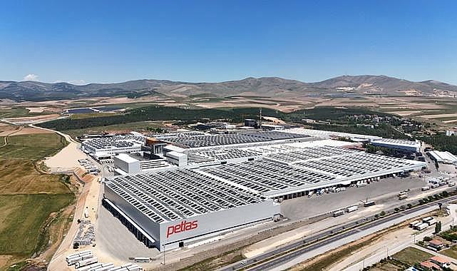 Dünyada tek çatı altında en fazla GES paneline sahip lastik markası!