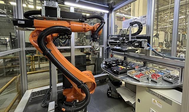 Mercedes-Benz Türk - Robotik Sistem Projeleri ile Dijitalleşmeye tam gaz devam diyor!