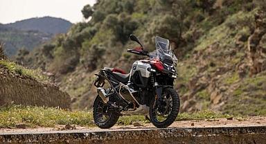 Yeni BMW R 1300 GS Adventure Standartları Yeniden Belirleyecek