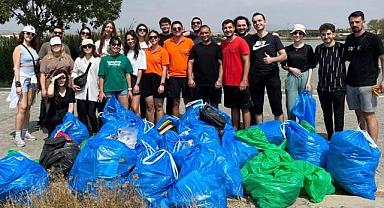 “Çöp Topladılar - Adımlarını Yardıma Dönüştürdüler”