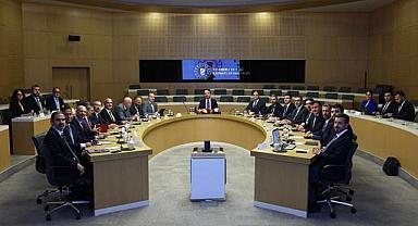 Enerji Bakanı Bayraktar ELEKTRİK üreticileriyle bir araya geldi!