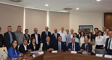 Sanayide 'Gri Yakalı' Güç dönemi!