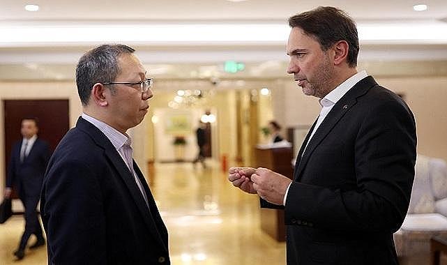 Çin&#039;de &#039;&#039;küçük modüler ve büyük ölçekli nükleer reaktörleri&#039; görüştü - Bakan Bayraktar!