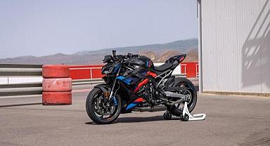 BMW Motorrad  Güncellenen Superbike ve Hyper Naked Modellerini Tanıttı