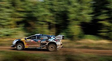 Castrol Ford Team Türkiye Pilotu Türkkan 'Ford Puma HİBRİT Rally1 aracıyla toprak etaplarda...''