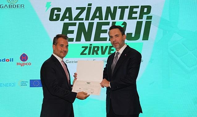 Türkiye Enerjide Tam Bağımsızlığa “Yeşil Dönüşüm” ile Ulaşacak!