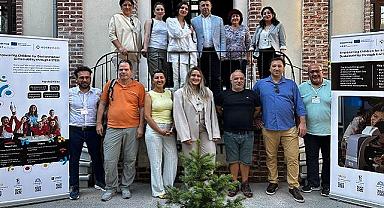 "Çevresel Sürdürülebilirlik için Çocukların E-STEM yoluyla yetiştirilmesi - EcosySTEM Projesi"