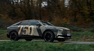 DS Automobiles “750 km menzil sunacak yeni premium elektrikli modeli DS N°8”