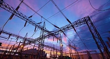 2028 Hedefleri İçin İletim Şebekelerine Her Yıl En Az 1 Milyar Dolar Yatırım Gerekiyor