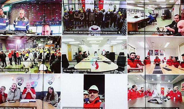 Enerji Bakanı Bayraktar &#039;&#039;2025 yılı ilk saatlerinde&#039;&#039; ENERJİ ve MADEN çalışanlarıyla!