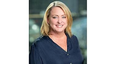 İş liderlerinin üretken yapay zeka becerileri ve 2025 yılı eğitim trendleri hakkında bilmeleri gerekenler!