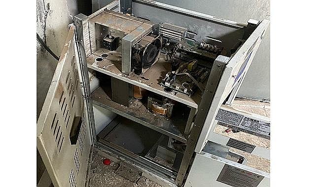 Bakır hırsızları &#039;elektrik trafolarını soydu&#039;